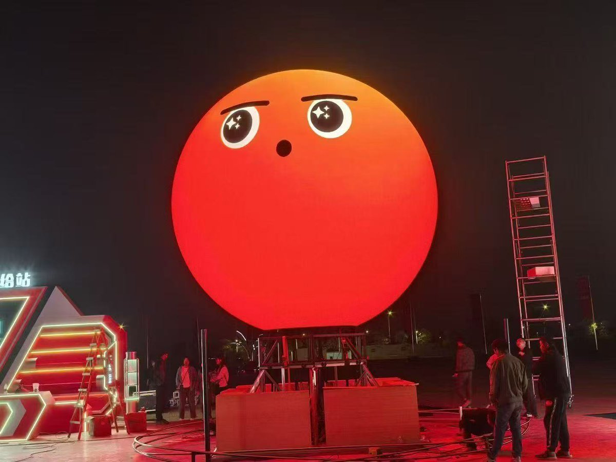 LED Ball, Global led screen! 
#Sphere #ledball #GOB #leddispaly #customized #events #leddisplsyscreen #ledvideowall #LEDpanel Email: tracy@szscree.com Call/WeChat/WhatsApp: 0086-18316843344, 0086-13425244569