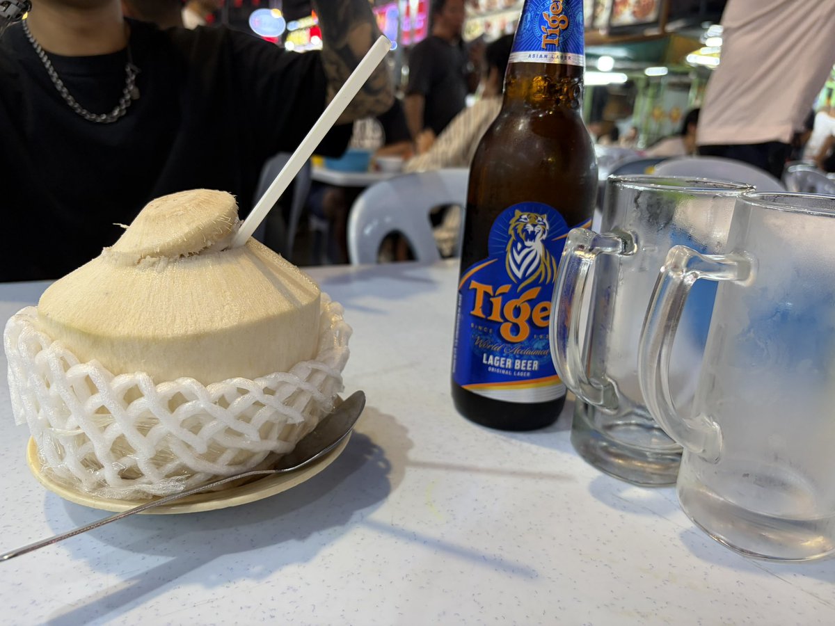 Tsun｜boarding bridge tweet media