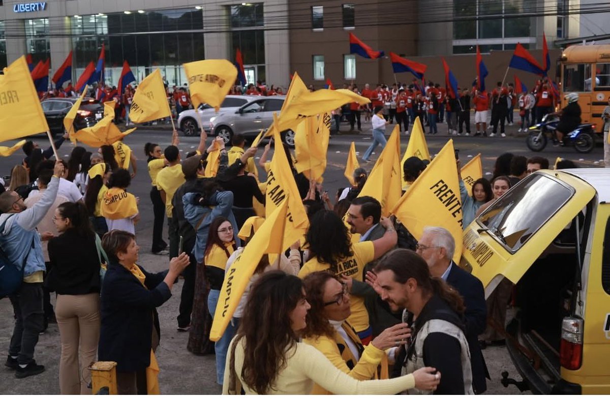 SIN MIEDO.
CON VOTOS.