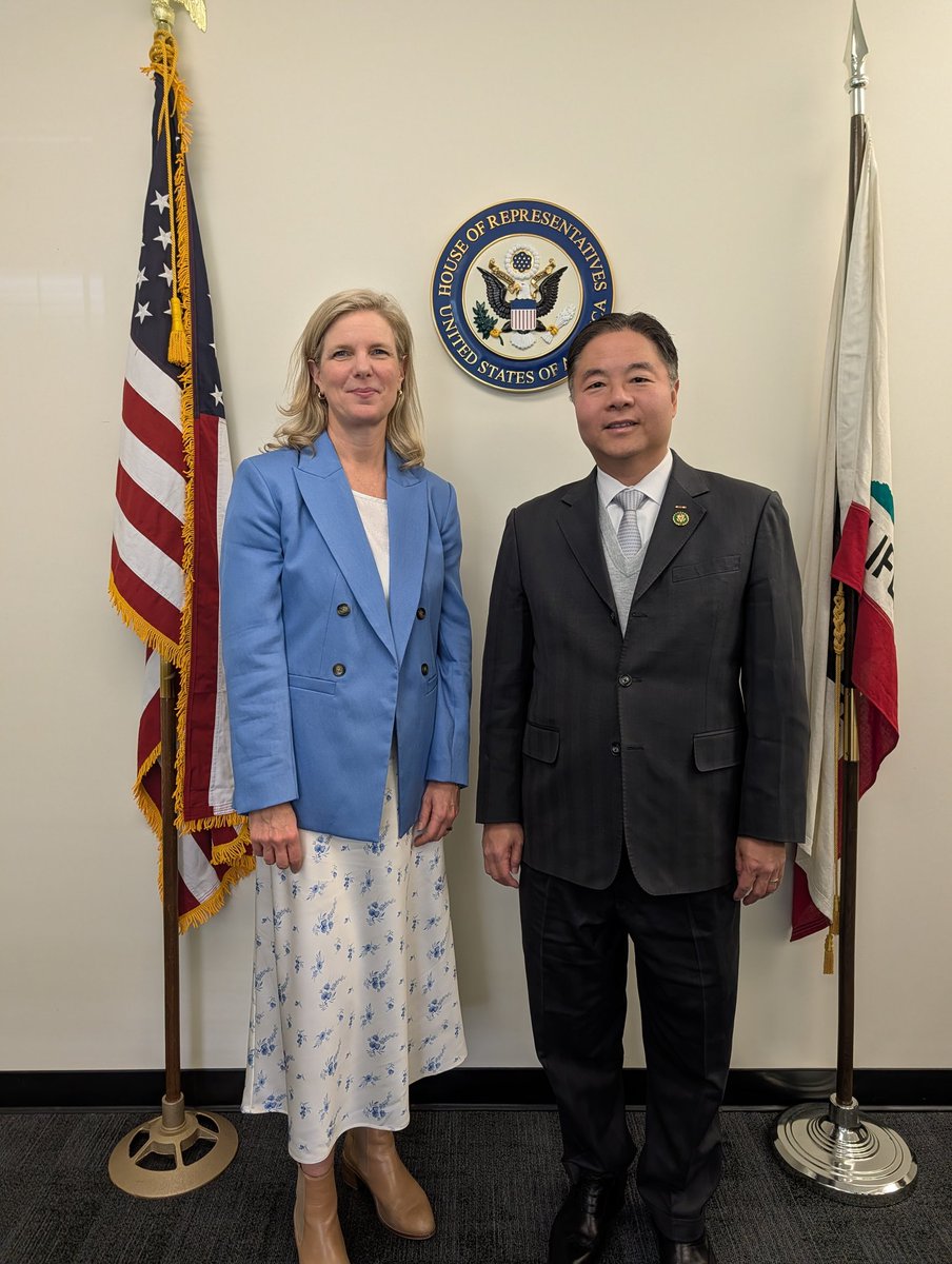 Tanya Bennett tweet media