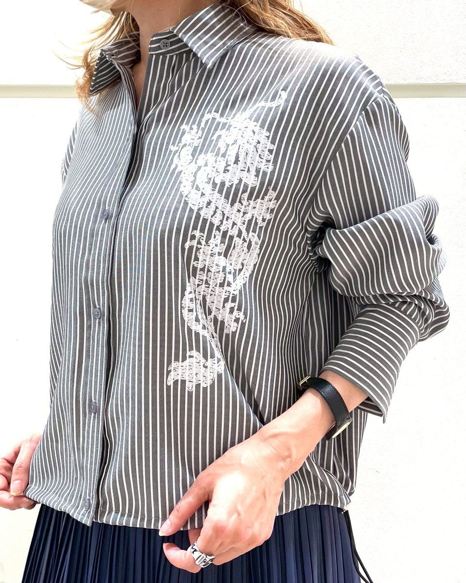 ✓STAFF BLOG VIVIENNE TAM 福岡岩田屋本店 『「ドラゴンプリント