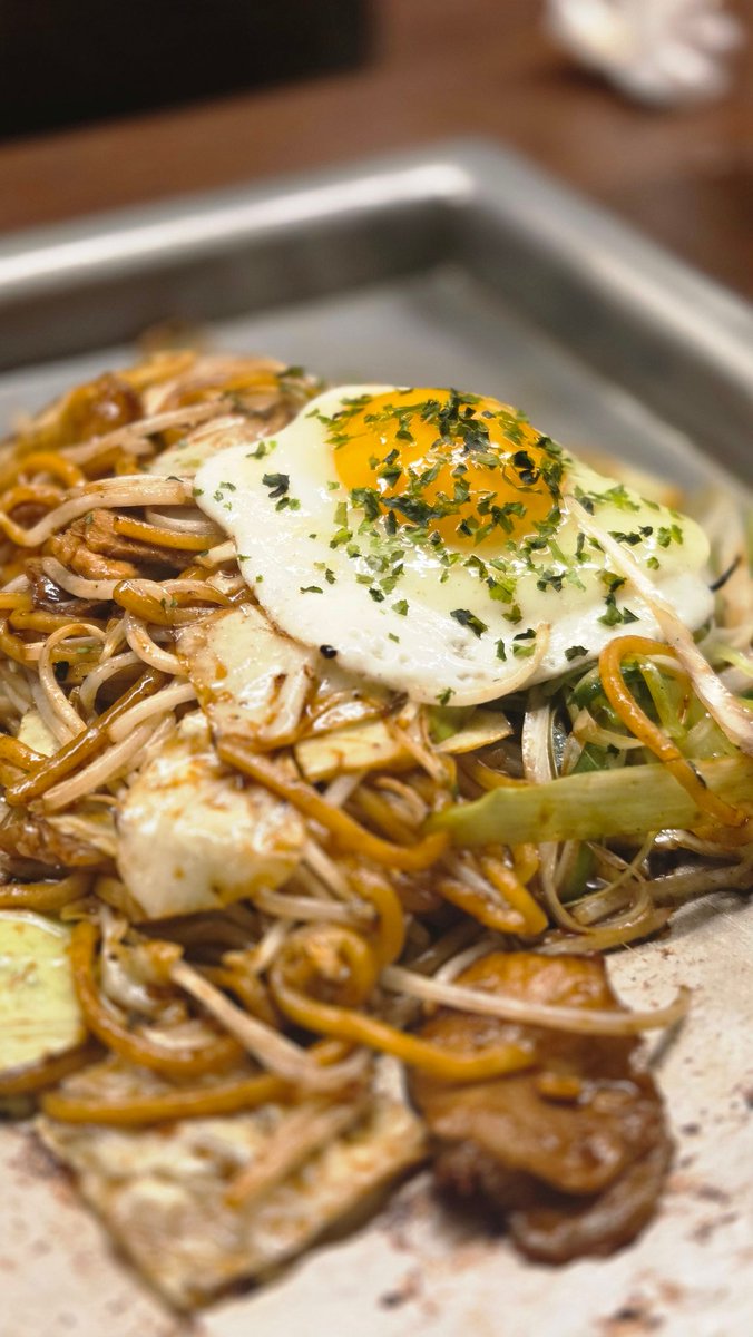 어제는 전말맛있는 몬쟈야끼와 야끼소바를 먹었어요 한국에서도 먹을수 있다는 점에서 감동...🥹