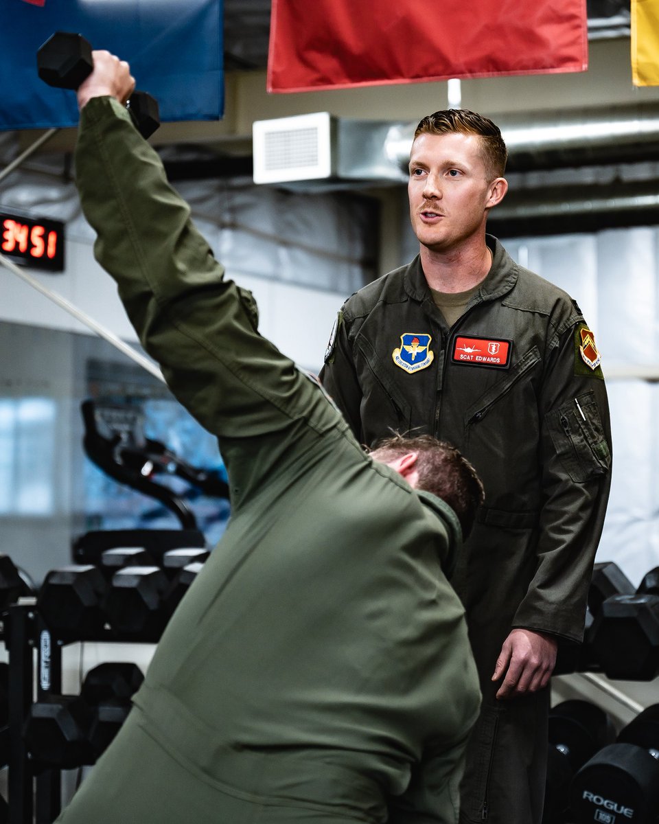 Luke Air Force Base tweet media