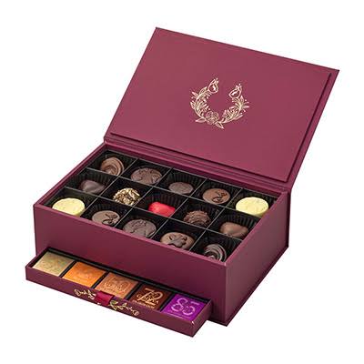 cacao_takumi's tweet photo. 『GODIVA チョコ詰め合わせ🍫』
抽選で３名様にお送り致します

【応募方法】
・フォロー
・いいね
・リポスト
・『カカオの匠』コメントで当選率UP

応募締切:2月4日 https://t.co/fIrEzudP0Y