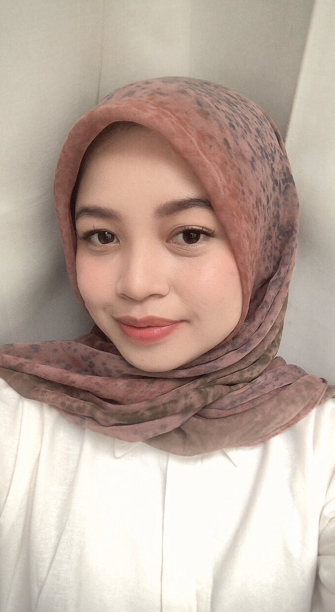 rere 𝜗ৎ tweet media