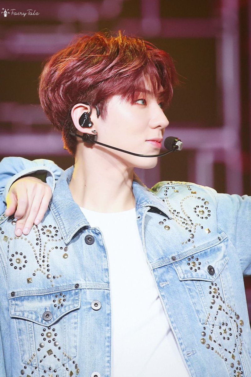 luv2kh's tweet photo. 뭔가.... 뭔가 이런 색으로 한건가? 디게 비슷해보이네 https://t.co/rcIepsxpcy