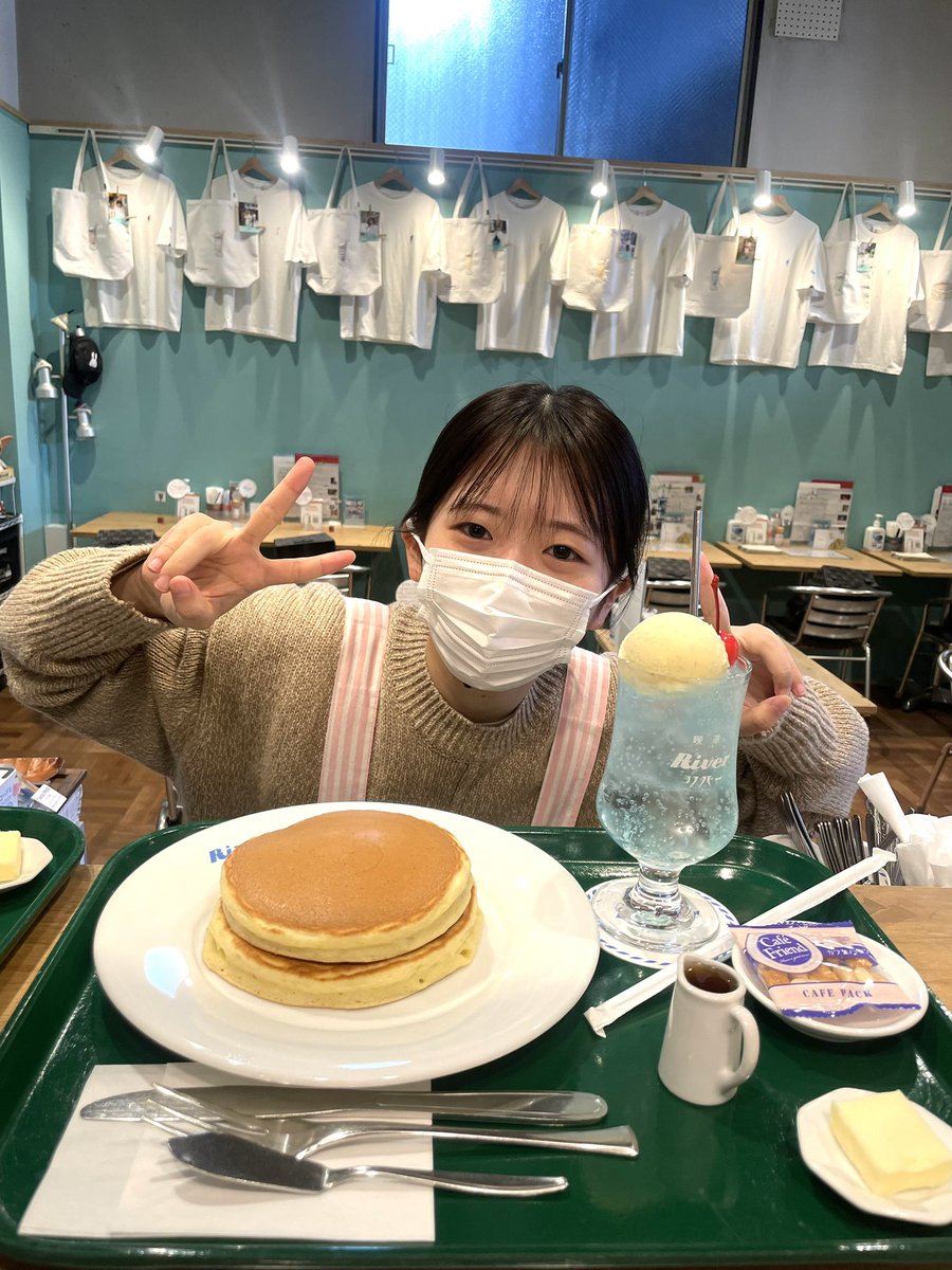 🎈ハッピーバースデー🎉

1月30日は当店スタッフ おっさーちゃんのお誕生日です🎊

是非お祝いにいらしてくださいませ🥂✨

既に過ぎてしまいましたが、
1/14ましゅ
1/25セリナ
1/27こはる
と、先輩スタッフの皆もお誕生日を迎えております㊗️