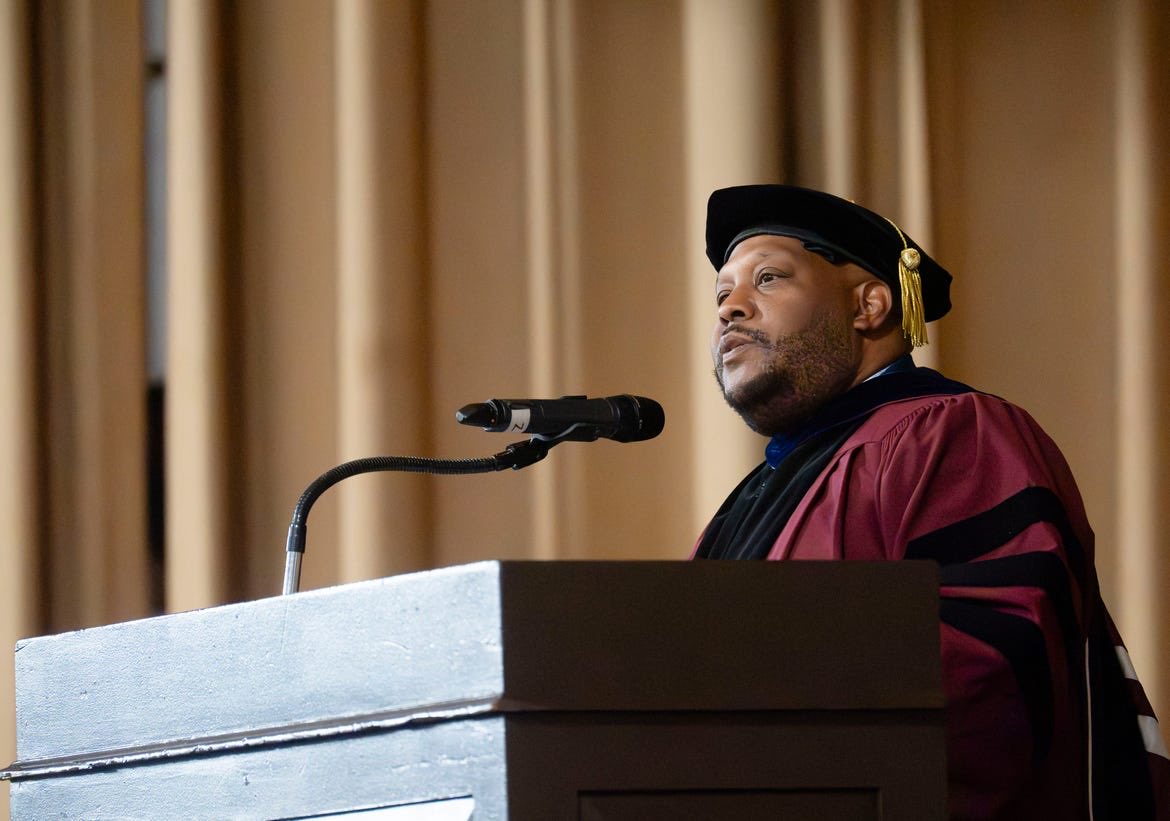 jamalericwatson's tweet image. It was a joy to deliver the convocation today at @StillmanCollege. Thanks to President Yolanda Page for the invite and for hosting a book talk and signing. #Tigers.