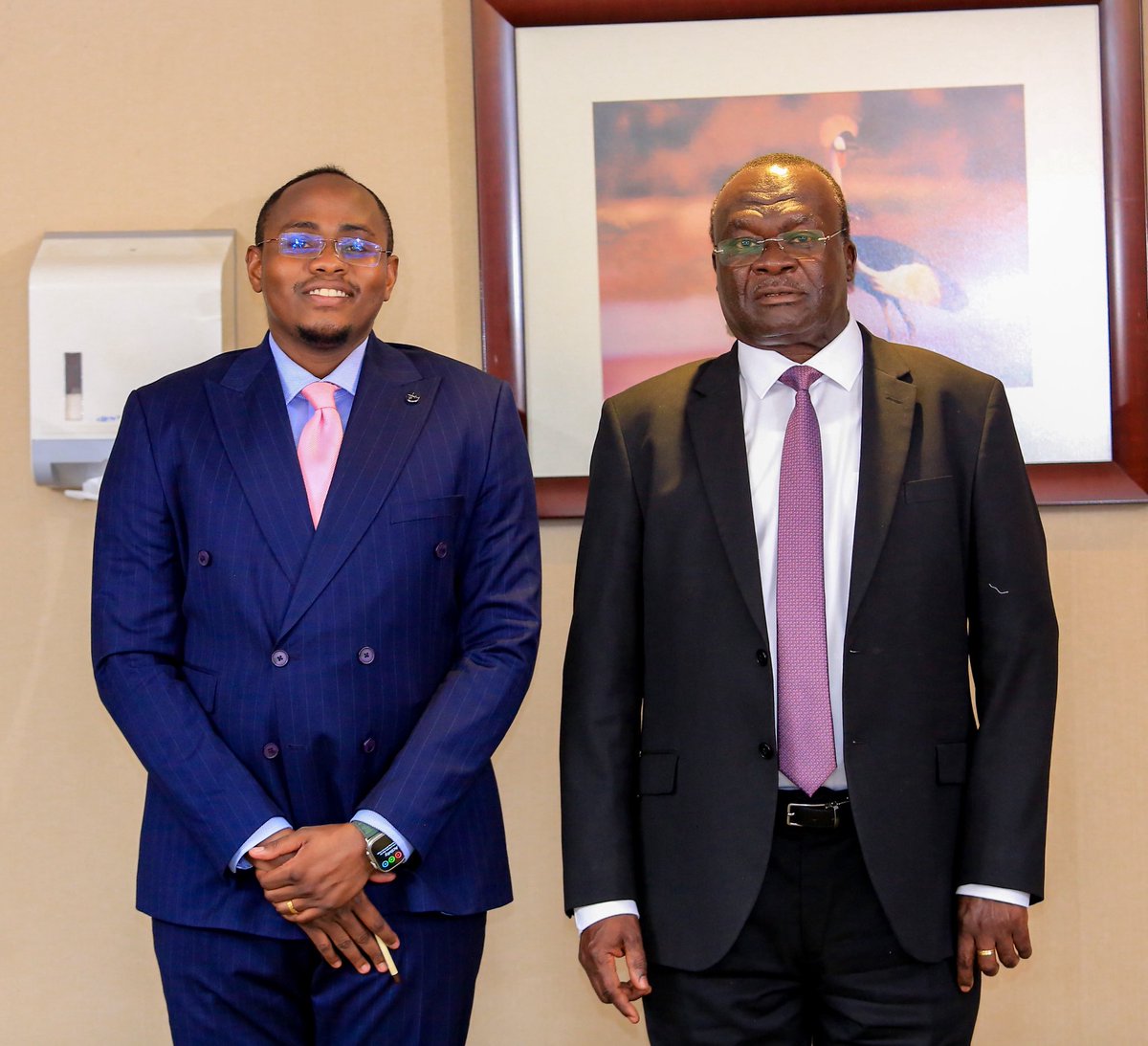 JSConversations's tweet photo. The Moment with the Guest today His Lordship Owiny Dollo https://t.co/P1L9MmX7QK
