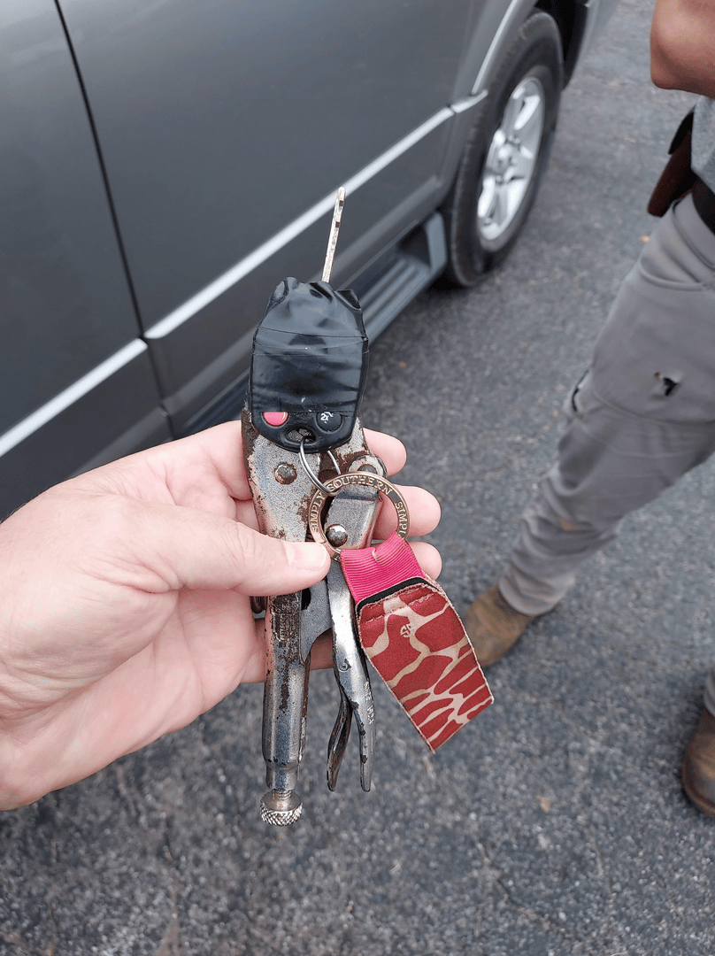 CarKeysExpress tweet media