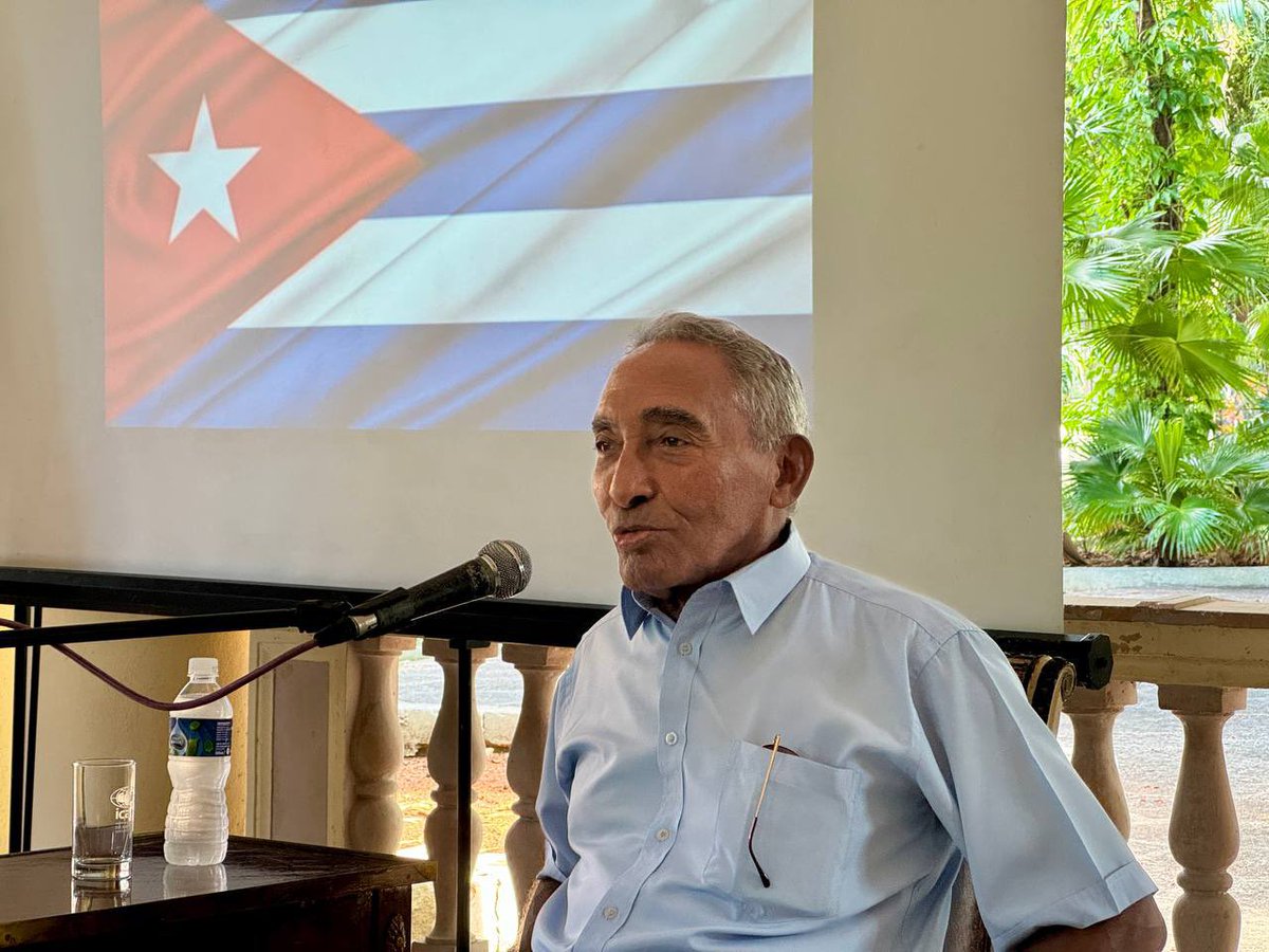 Embajador Víctor Koronelli tweet media