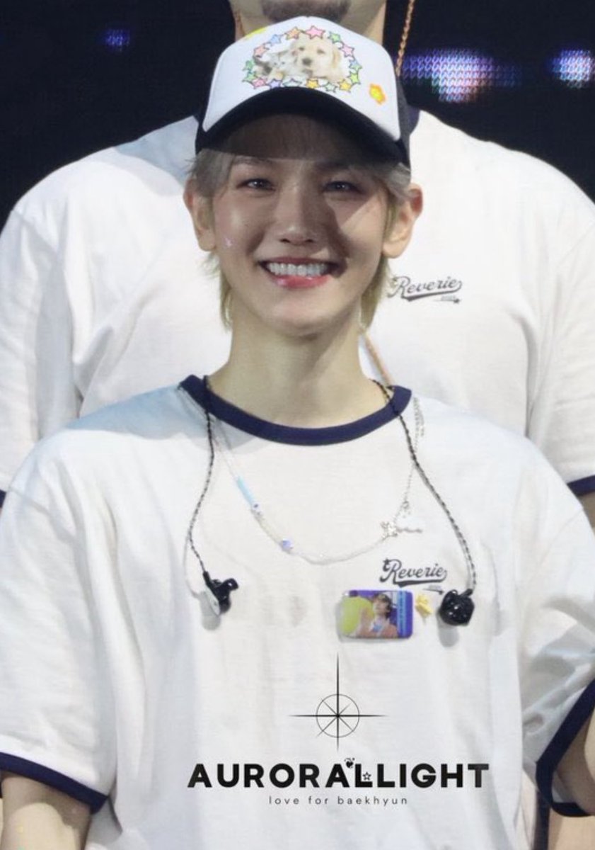 akiisaan's tweet image. I'm actually ugly crying rn
#14YearsWithBaekhyun #큥_데뷔14주년_축하해