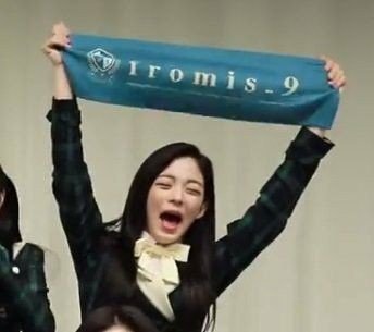 _Pad0's tweet image. 저는 이번 앙콘에는 못 가지만, 제 몫까지 재미있게 관람하시길 바라요!!!😊