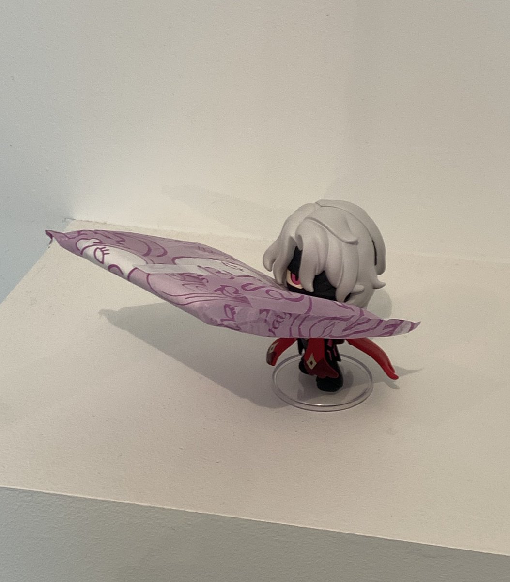 eli | finalpng tweet media