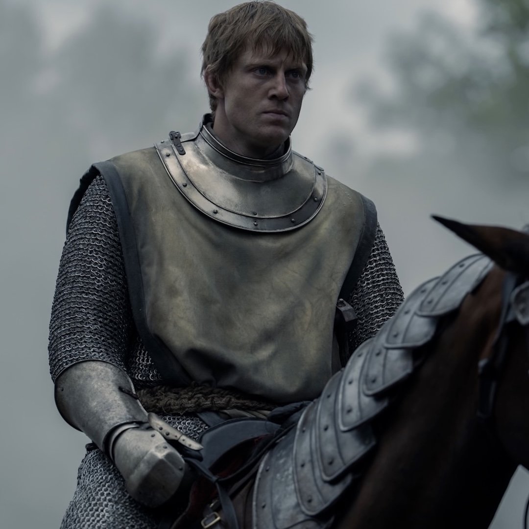 CultureCrave's tweet image. ‘A Knight of the Seven Kingdoms’ showrunner Ira Parker says his goal with the series is to follow Dunk and Egg's entire lives ⚔️

• 4–5 seasons with Egg as a child

• Return 10 years later for 4–5 seasons with Egg as a prince

• Return another decade later for 4–5 seasons with…