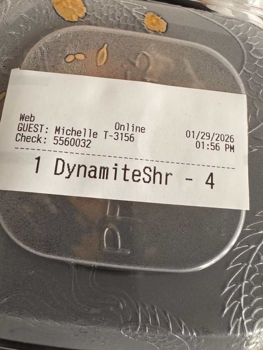 I just ordered my favorite made-from-scratch dishes from <a href="/PFChangs/">P.F. Chang's</a> online. Chopsticks up! order.pfchangs.com 
Um…P.F.? Does this look like the picture to you? Picked up myself. Or I would have thought the door dasher ate some. I mean, in your defense, it’s only $18.29! SMH