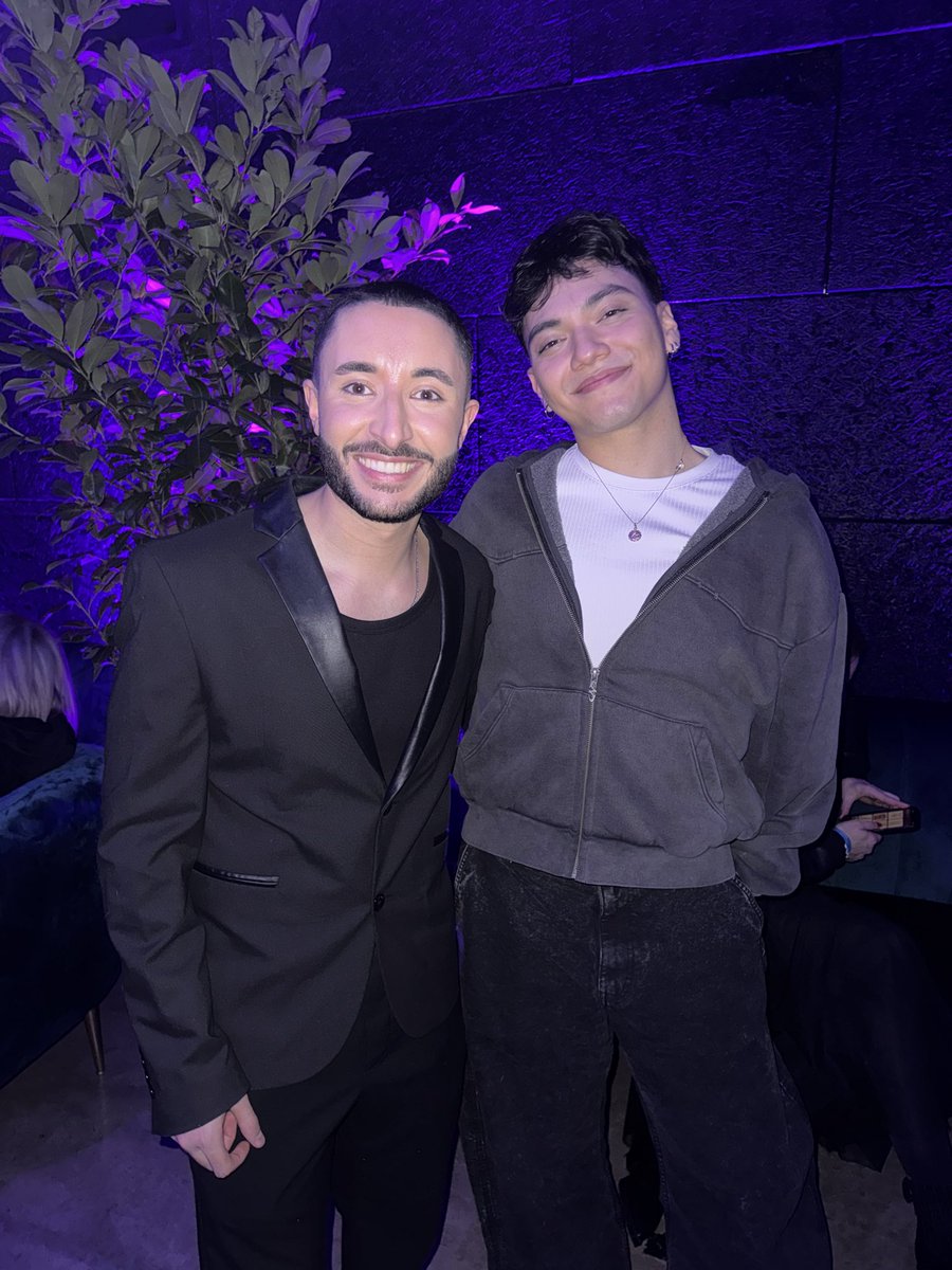 Luzac tweet media