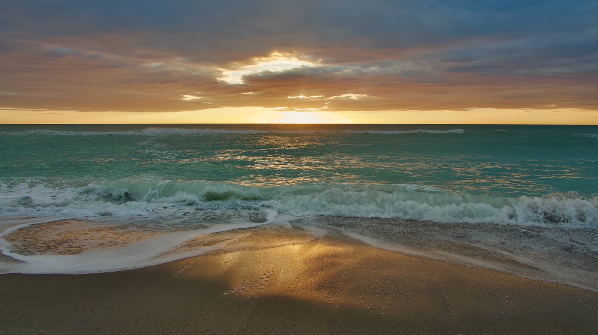 DeepGreens2's tweet image. #landscape #Wideangle #photography #BeachLife
