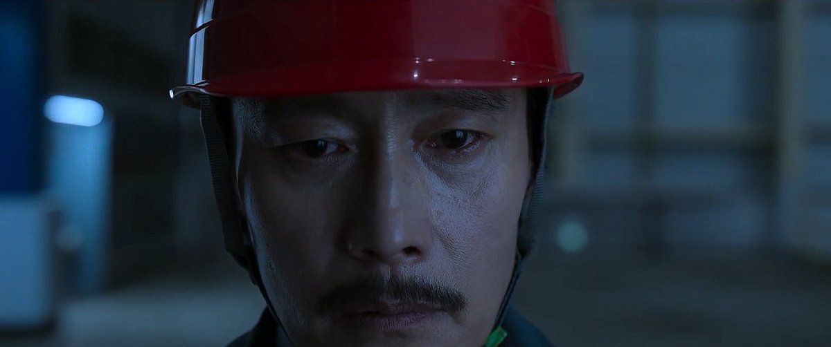 lee byung-hun in no other choice (2025)