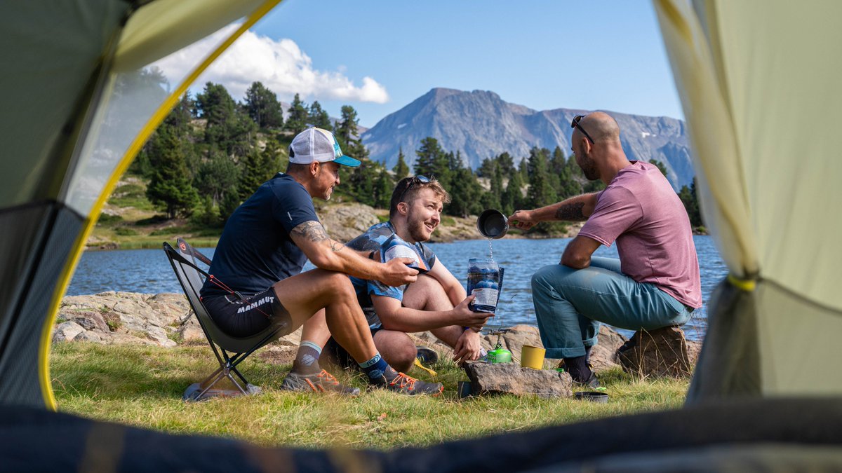 Claire Mac tweet media