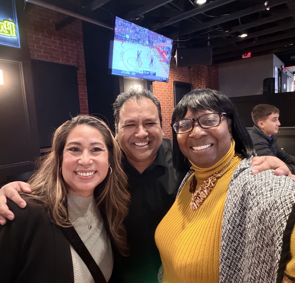 ECCO Select tweet media