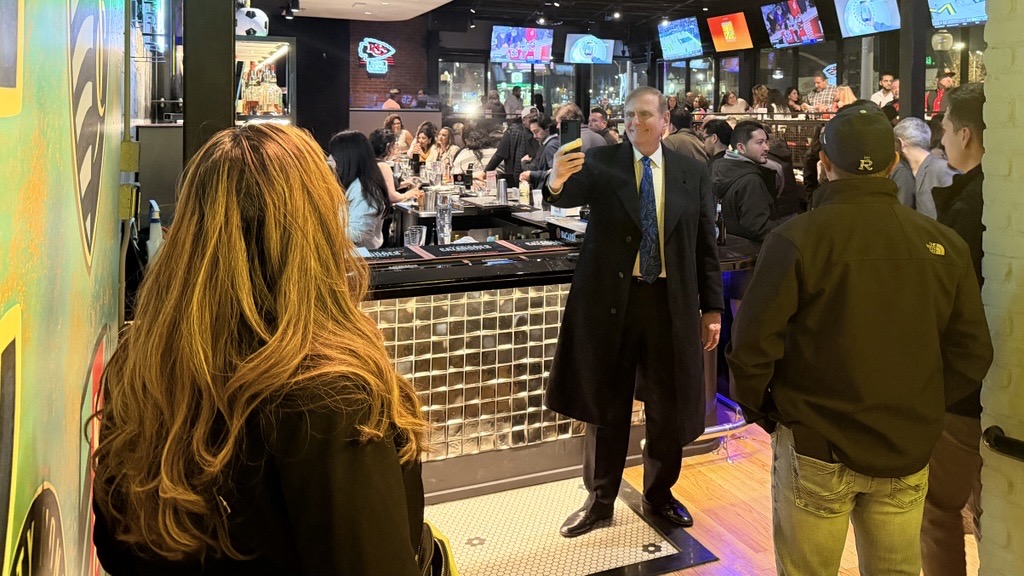 ECCO Select tweet media