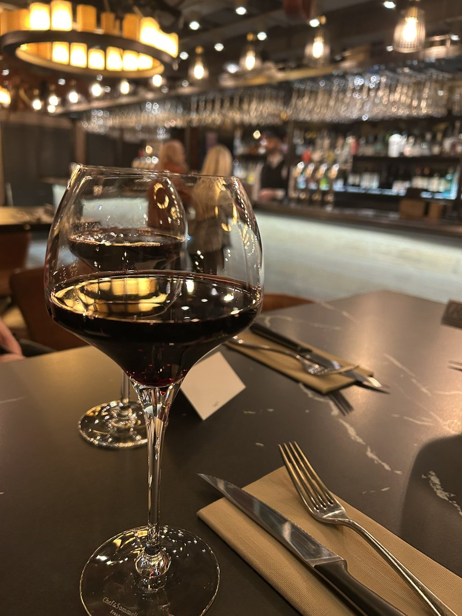Cityfevercaz's tweet photo. Thankyou @BhamColmore for a brilliant restaurant tour 👏 #colmorebid #hdv #vagabond 😋 https://t.co/CUCVCSQdep