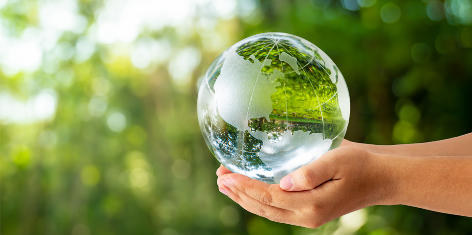 iiiorg's tweet image. When federal databases tracking climate and weather data were shuttered, nonprofits stepped in to preserve crucial research used by insurers and policymakers. 

Learn more: bit.ly/4rdDWSJ

#ClimateRisk