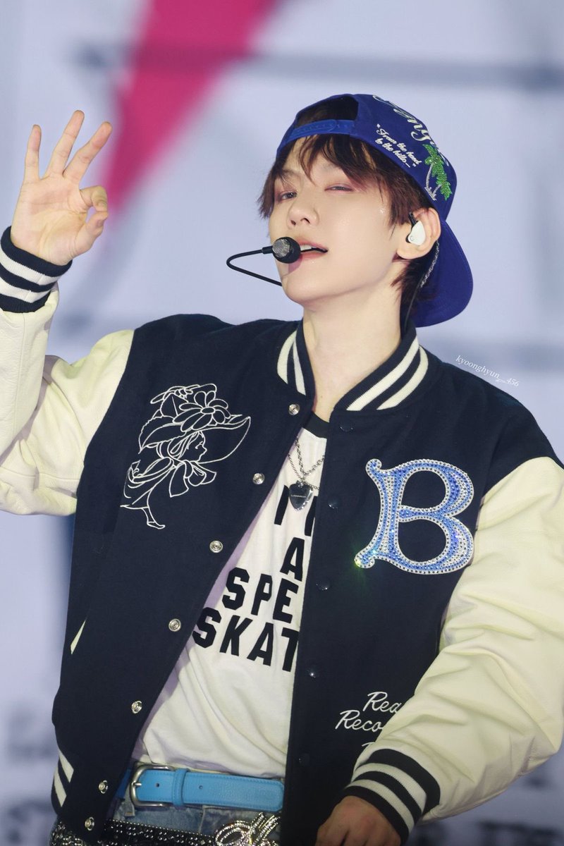 백현아
데뷔 14주년 진심으로 축하해 🎉
우리는 언제나 네 곁에 있어
항상 우리를 생각해줘서 고마워
언제까지나 건강하고 행복하길 바랄게

#큥_데뷔14주년_축하해 
#14YearsWithBaekhyun