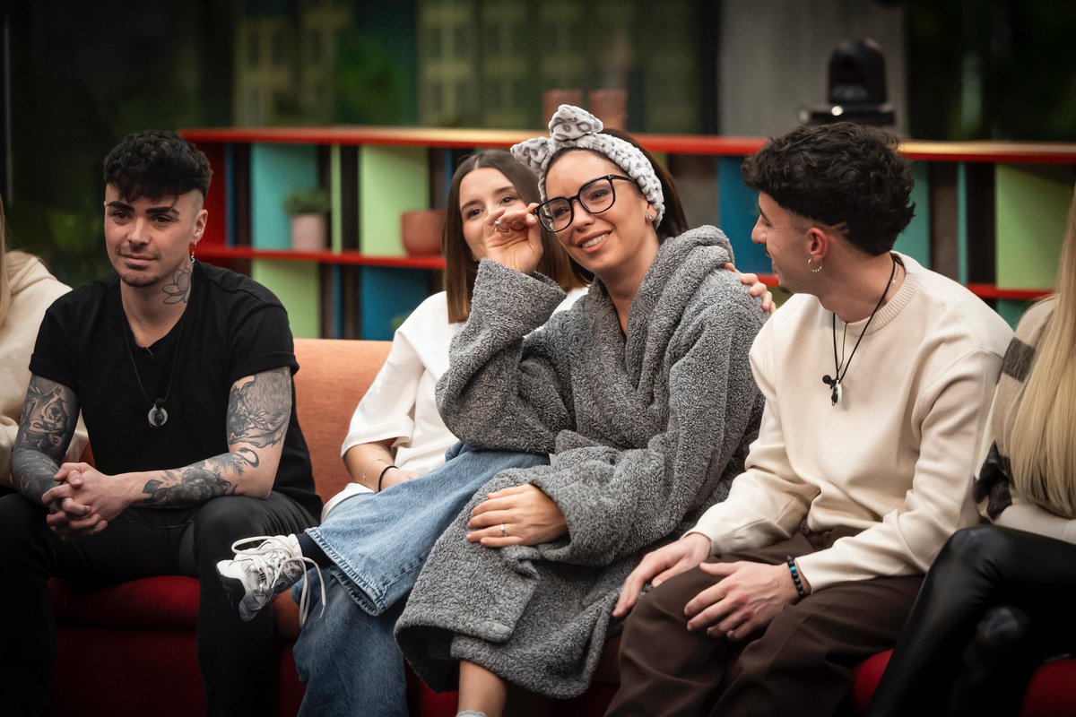 ZeppelinTV's tweet image. Vaya #GHDúoGala4 más especial estamos viviendo esta noche ✨ #GHDúo29E