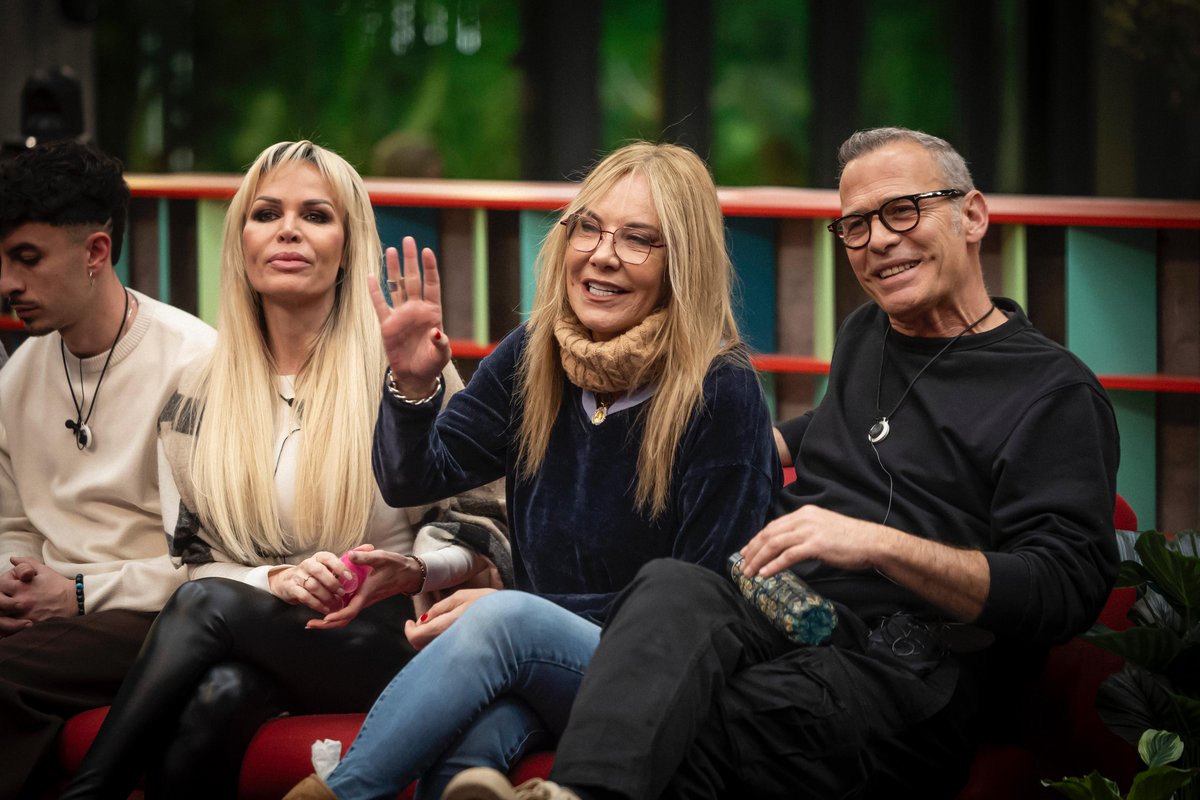 ZeppelinTV's tweet image. Vaya #GHDúoGala4 más especial estamos viviendo esta noche ✨ #GHDúo29E