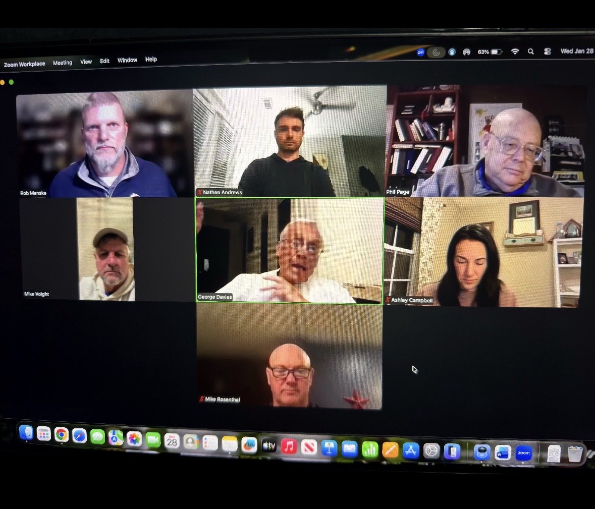 Robptatcscs's tweet photo. A little last minute chaos in the #IJSPT JC last night. But as always the crew pulled through! Great work everyone. https://t.co/YLWhJNLwb0