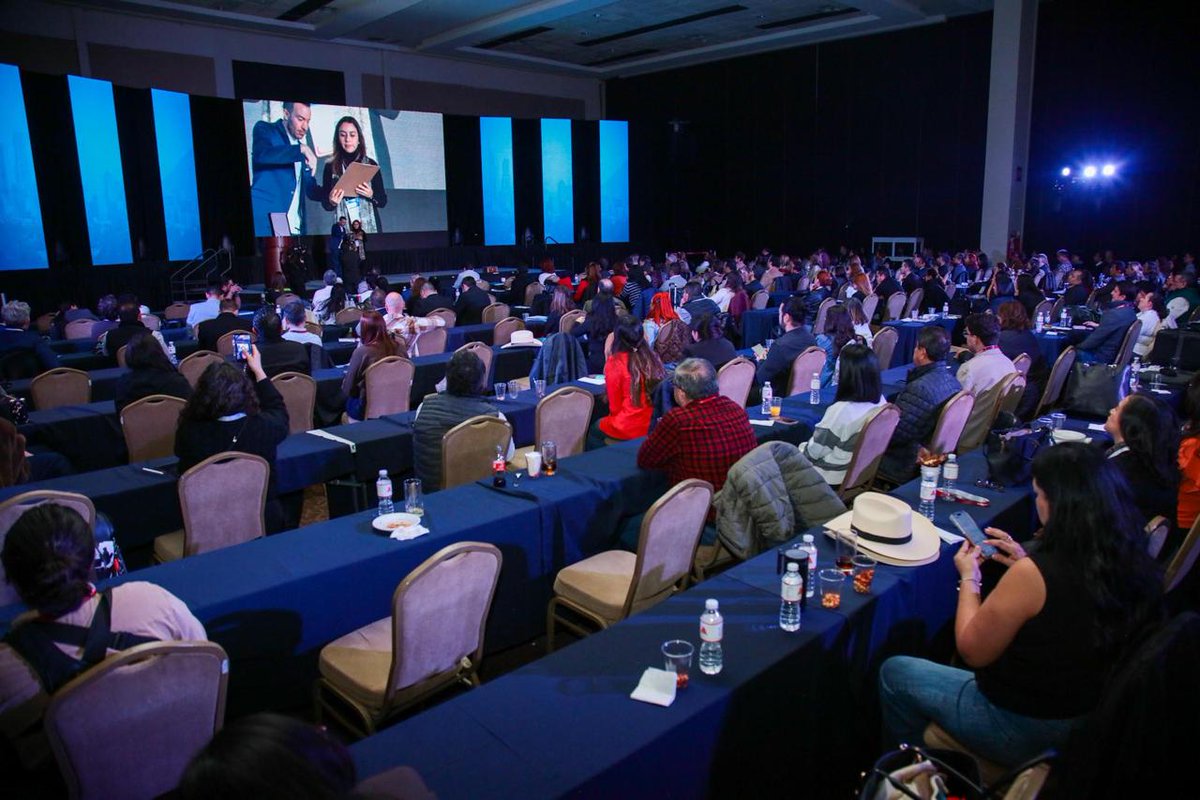 Con “Mente Indomable”, Víctor Castañeda sorprendió a los asistentes con una experiencia que desafió la lógica y despertó el asombro.🤯🔮

#CONAM2026 #Monterrey #NuevoLeon