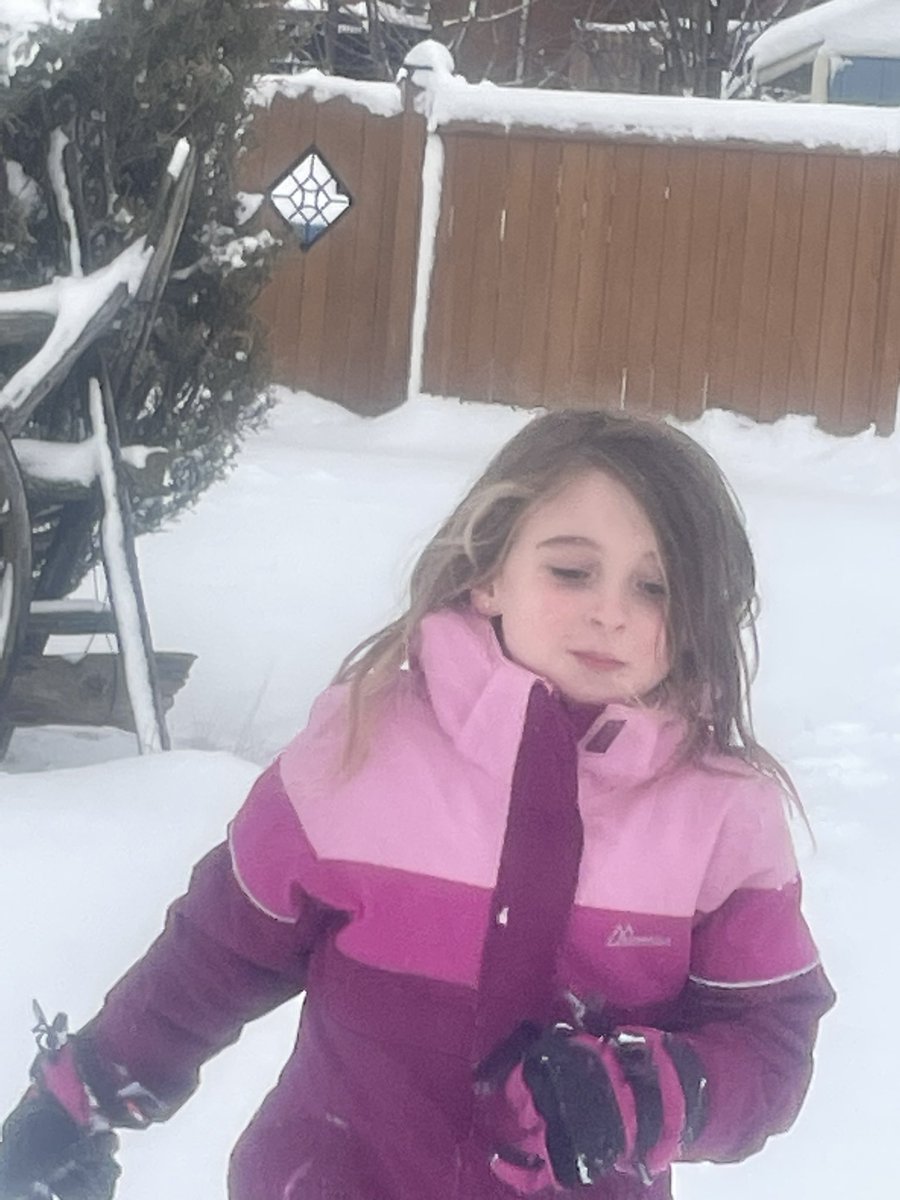Bowmanville5's tweet photo. #HoldingPatterns
@BishopJakes
#TPTOntario
Renewed happiness IN B♥️WMANVILLE as ADULT Christian parents……prioritized.
#WereDealingWith Mark12:31
Nostalgia good yet names of earlier decades of no priority. Isaiah43:18-19
Prayer of new sustainabilities,embraced changed.Luke15:7 https://t.co/x0mm3XhoFJ