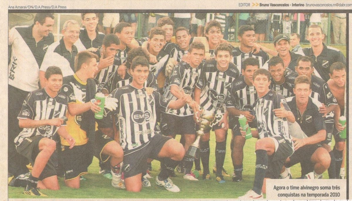 Em 2010, ABC e América-RN disputaram a segunda divisão do Campeonato Potiguar como convidados. 
Usaram garotos da base e alguns reservas.
O ABC foi o campeão. Na foto do Diário de Natal, aparecem Edson, atual capitão do ABC, e Ranielle Ribeiro, hoje técnico do América.