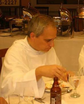 Foodie #PopeLeoXIV  🐹 🤣

“I love cuy, chewing on the little bone, but I promise not to eat cuy anymore," Robert Prevost would joke as he left the clinic,”

Obviously everyone is talking, hairdresser, trainer and the dentist 😉

andina.pe/ingles/noticia…