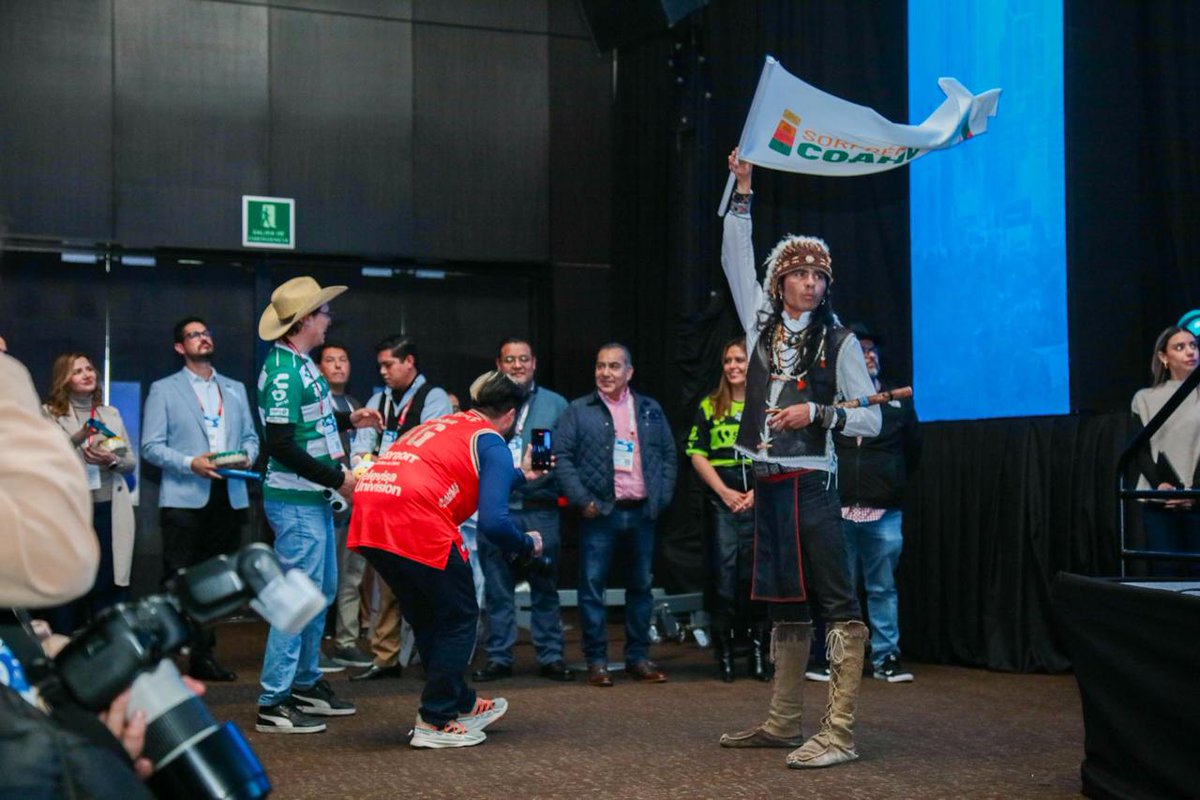 Con la Ceremonia de Clausura cerramos con éxito el CONAM 2026, agradeciendo a todos los que lo hicieron posible 🤝🌟.
El Paso de Estafeta anunció a Torreón como sede del CONAM 2027 📍🎊.
¡Nos vemos en Torreón 2027! 🙌

#CONAM2026 #Monterrey #NuevoLeon