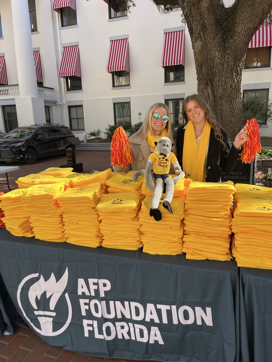 AFPF_FL's tweet photo. The @ntlschoolchoice swag was a huge hit with everyone! https://t.co/ghAVmt8Eb0