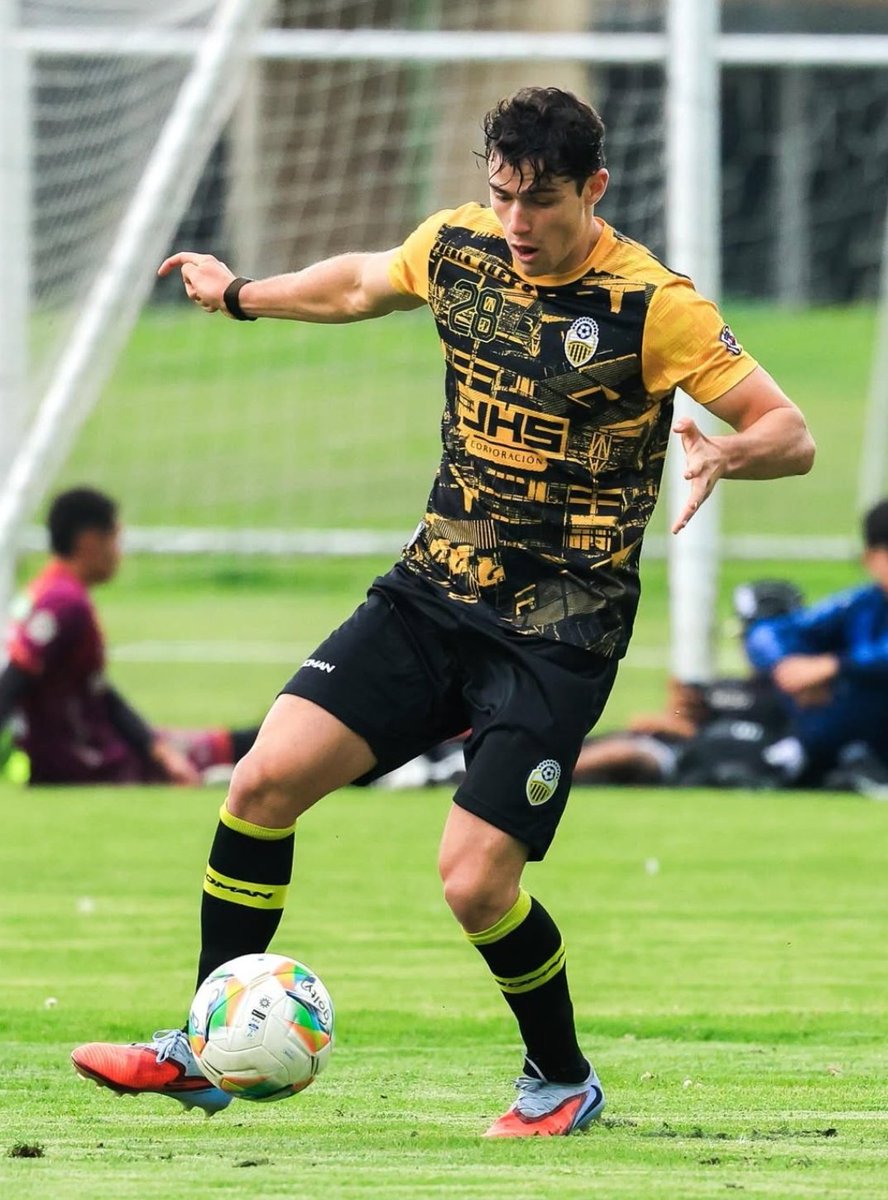 tachiraposting's tweet photo. Buen partido de Franco Provenzano, el último gol es toda de él, la anticipación en el momento justo para después asistir a Cariaco🔝 https://t.co/gDsKnx7p6Q