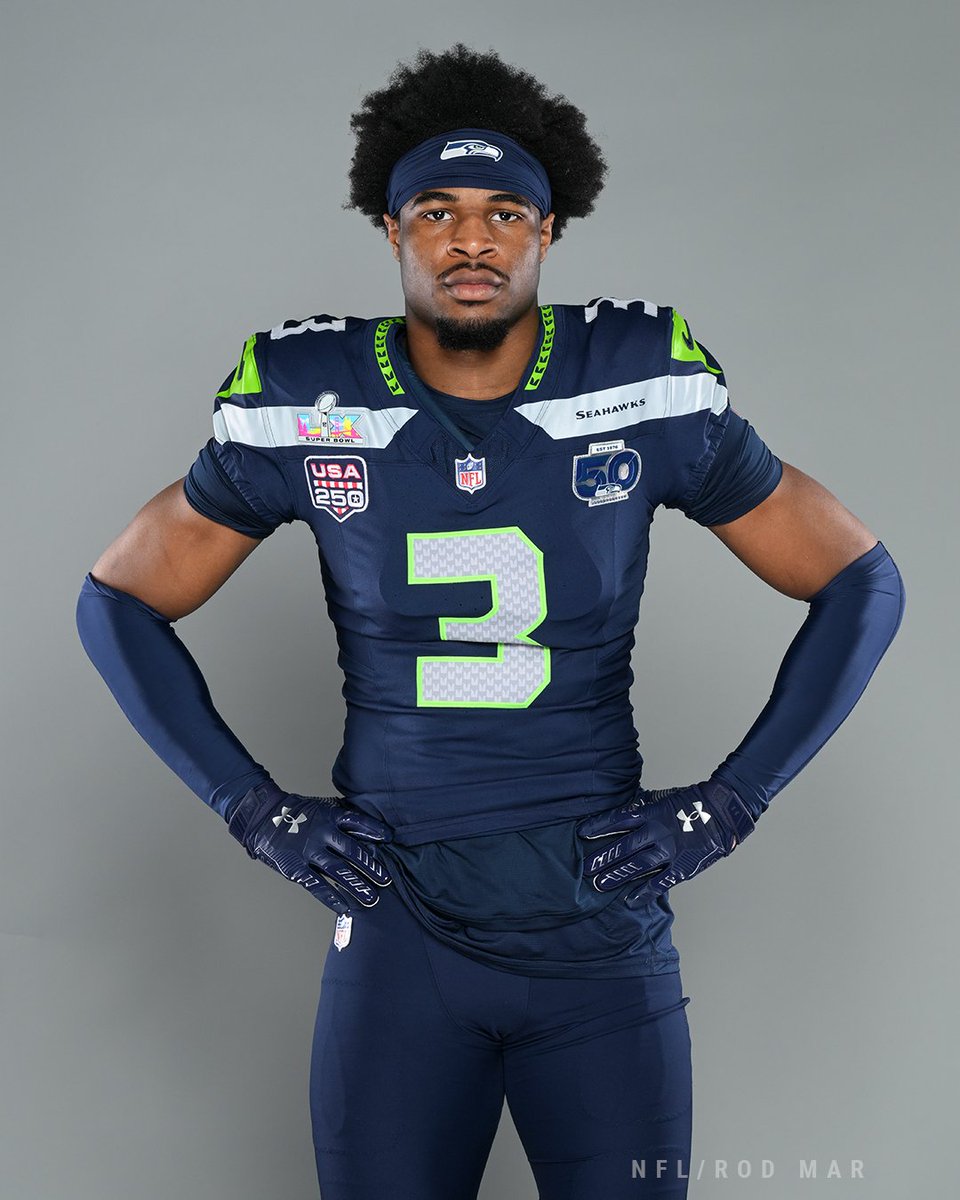 Super Bowl ready. @Eman7Nick