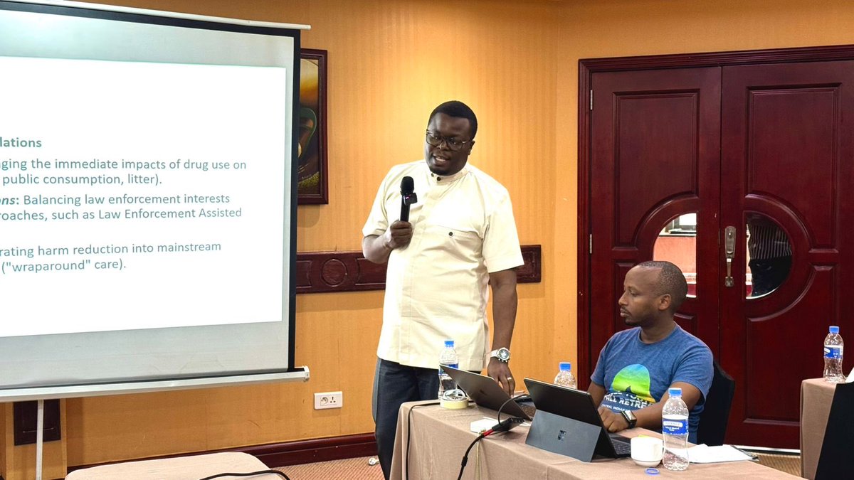 Knooliet's tweet photo. 1. Participants in the room are privileged to learn from experts @UNODC @UNAIDSRwanda @WHORwanda @RBCRwanda #CSOs and #PWUDs who are providing evidences; diverse experiences and practical insights which is also guiding a meaningful discussions, helping to build a more effective, informed and impactful advocacy plan for Harm Reduction and quality healthcare services for PWUDs in ๐ท๐ผ
#LeaveNoOneBehind #SDG3 #UHC2030 #RightToHealth #PWUDmatters #HealthForAll #Partnerships #Collaboration #CommunityCentered @nsanzimanasabin @BrianChirombo @HindHassan_ @eugirashebuja1 @BGakire @RwandaParliamnt @Rwanda_CCM @GlobalFund @kemnique @harerimana_tito