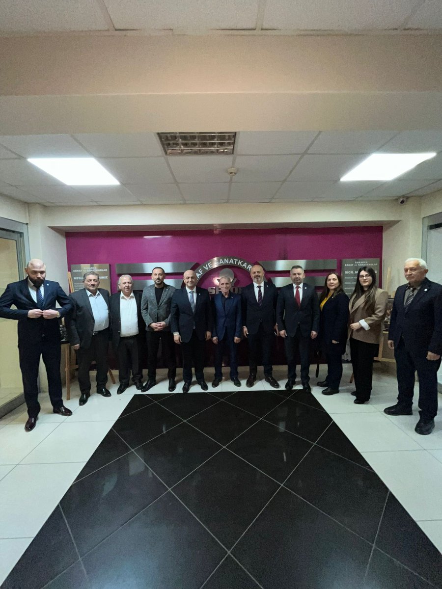 İYİ Parti Adapazarı Teşkilatı olarak, Oto Sanatkârları Esnaf Odası Başkanı Sayın Ahmet Bayır’ı; Genel İdare Kurulu üyemiz, İl Başkanımız ve ilçe başkanlarımızla birlikte ziyaret ederek hayırlı olsun dileklerimizi ilettik.

Esnafımızın talepleri ve sektörün mevcut sorunları