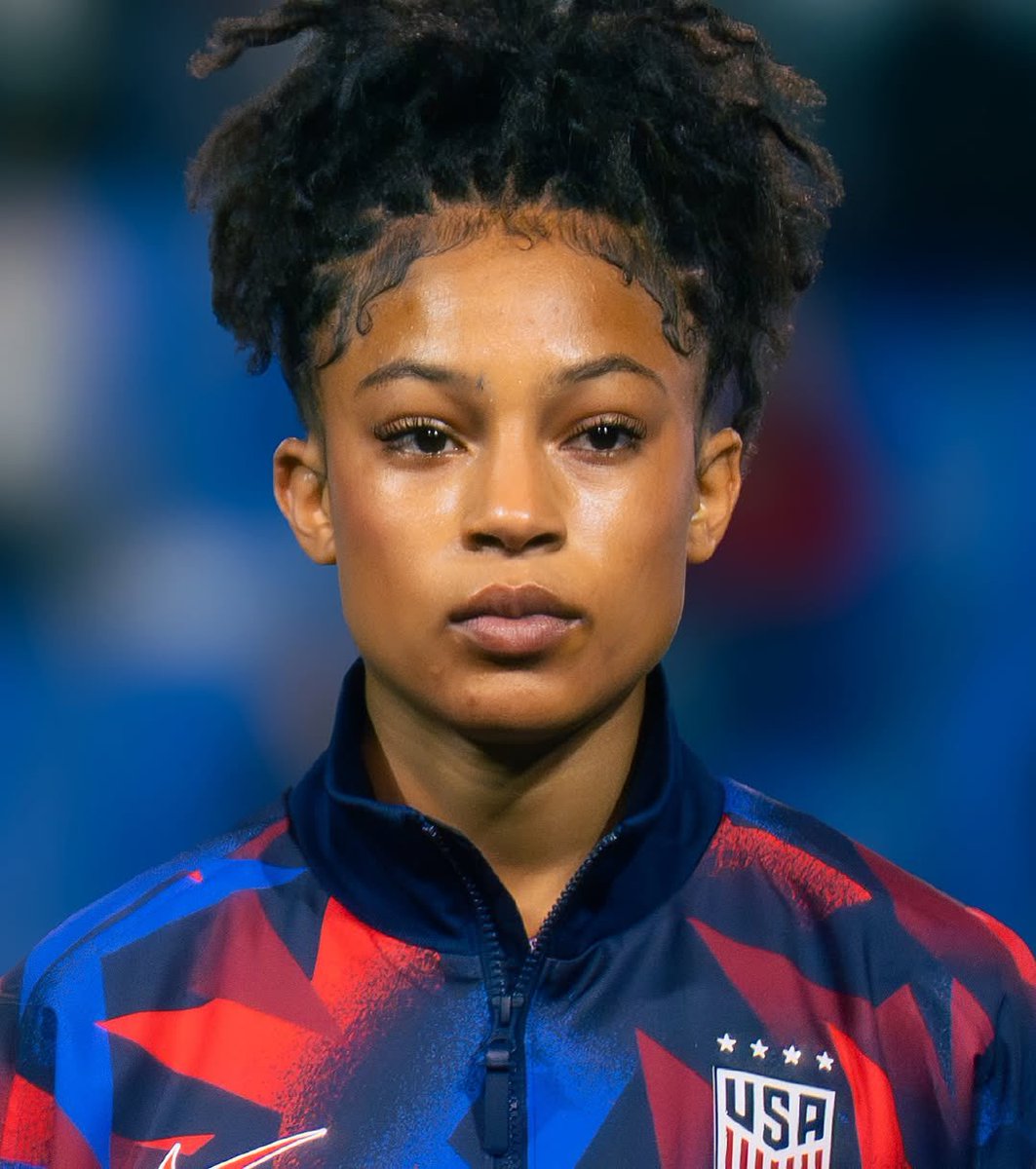 AthleteVanity's tweet image. Croix Bethune 🥵