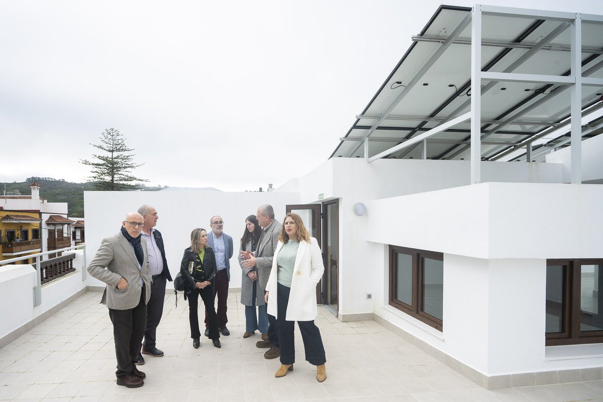 Nada genera más satisfacción que ver los proyectos que un día fueron ideas hechos realidad. Hoy inauguramos el Hogar Funcional de Teror, una instalación totalmente renovada tras una inversión de casi 1,3M€. Mantenemos nuestro compromiso con las personas con discapacida.