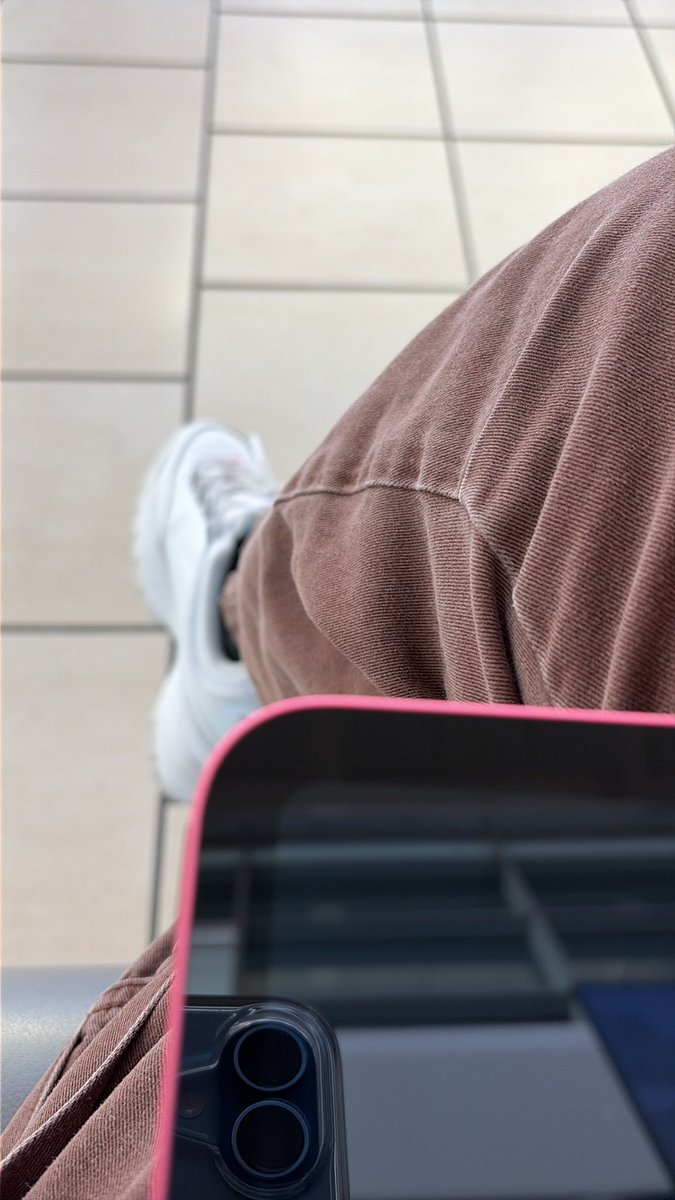 Going on vacation! Waiting for my plane!