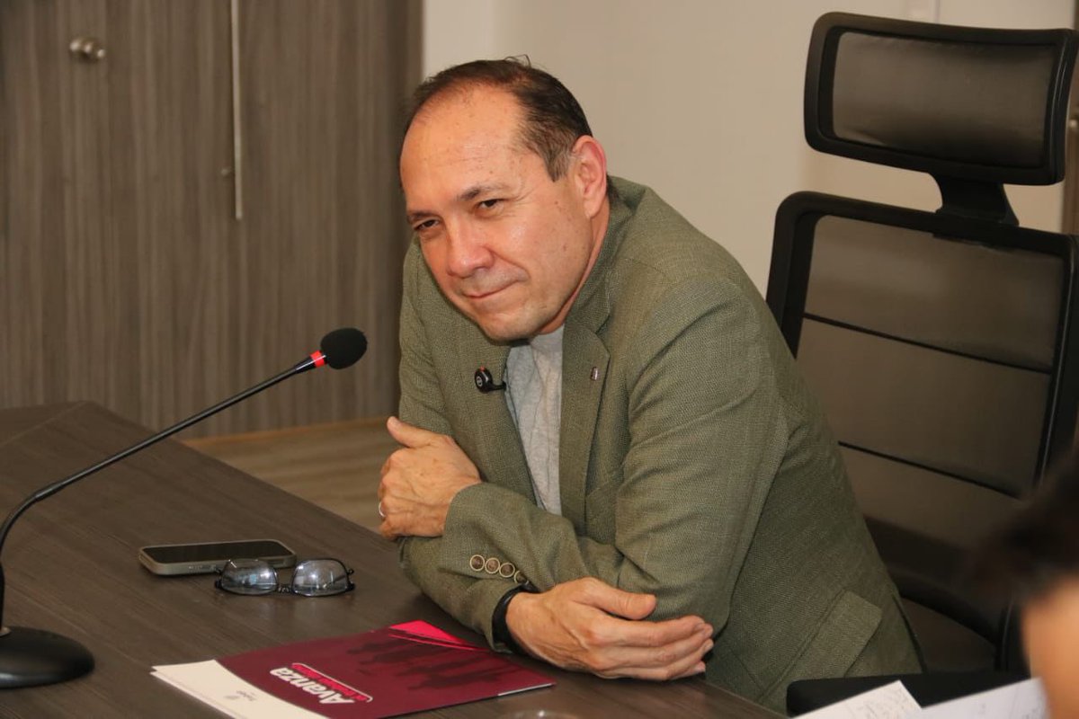 MinTrabajo tweet media