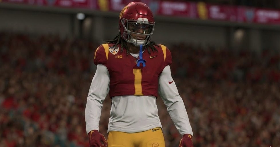 What we could have ⬇️

✅ Baggier sleeves w/ logos 
✅ Hanging mouth pieces 
✅ Custom crop on jerseys 
✅ More long hair options 
✅ Clear/mirror Shok visors 🧼

<a href="/Equipment_Guru/">Ratings Adjustin Smith</a> <a href="/EASPORTSCollege/">EASPORTSCollege</a> <a href="/CFBDirect/">CFBDirect</a>