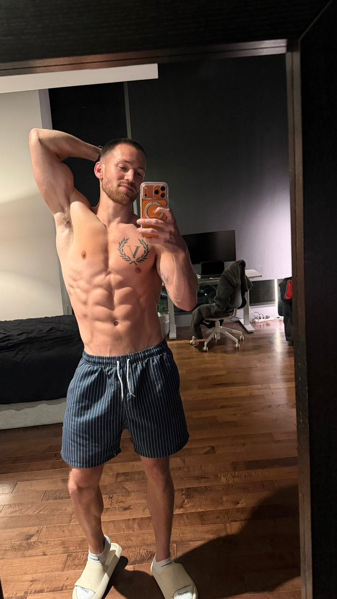 kingtyler2_'s tweet photo. @ghadilipe Sup @thekingtyler__ https://t.co/Gebhynkg7o