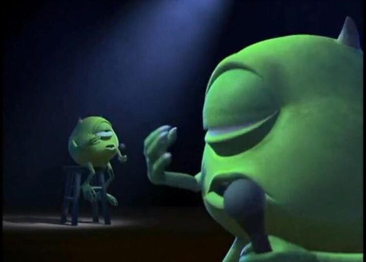 Amaia siendo Mike Wazoski