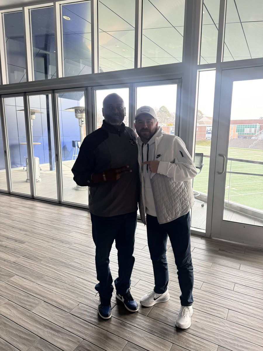 CoachJTW's tweet image. Thanking God for another Great Day at Douglas County!! Over 10 college visits today with 3 Head Coaches coming to see our Student Athletes!! #OutworkYesterday